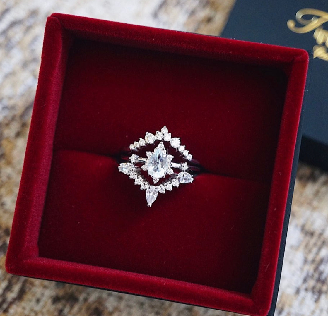 Teardrop Vintage Ring