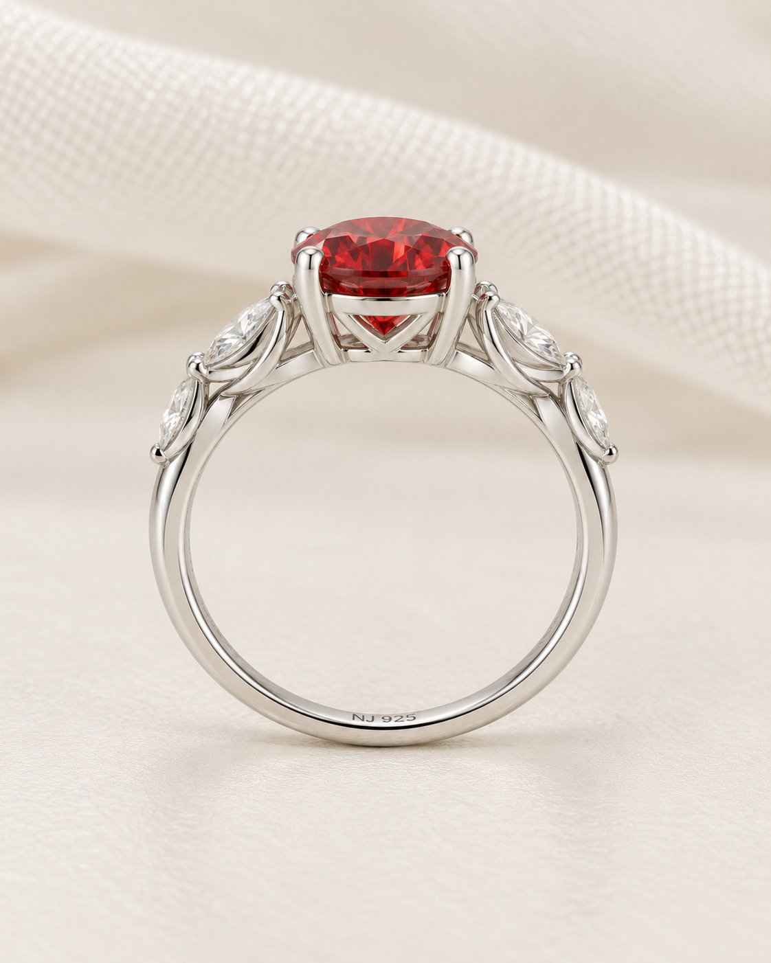 Ruby Round Leaf Band Ring