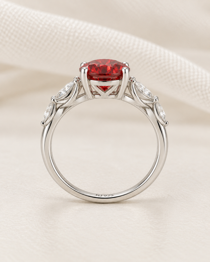 Ruby Round Leaf Band Ring