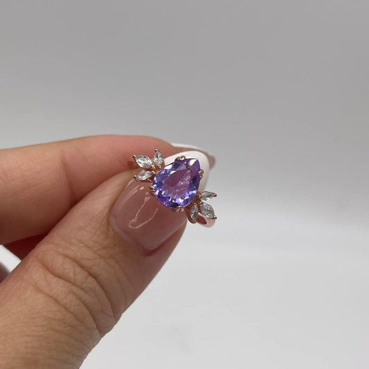 Annie - Alexandrite Ring
